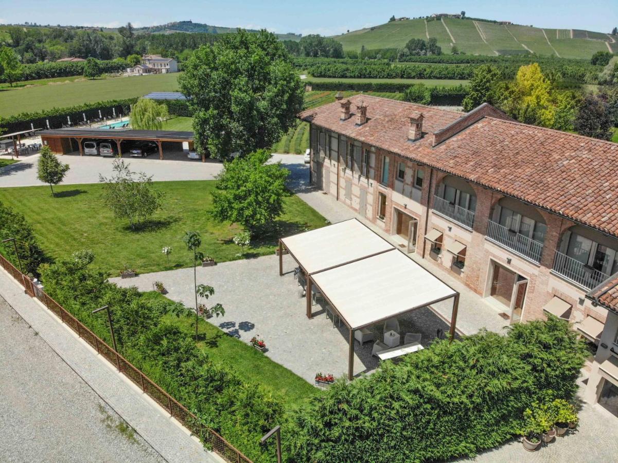 La Cascina Di Carlotta 1846 Agriturismo Alba  Extérieur photo